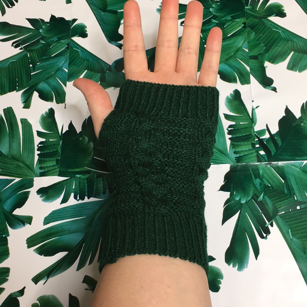 Dark Green Hand Warmers - Picture 5 of 7